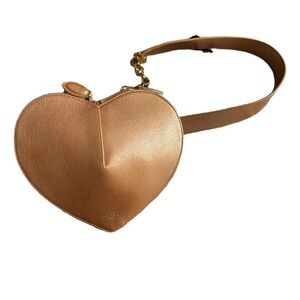 ALAIA Shoulder heart bag in Gold